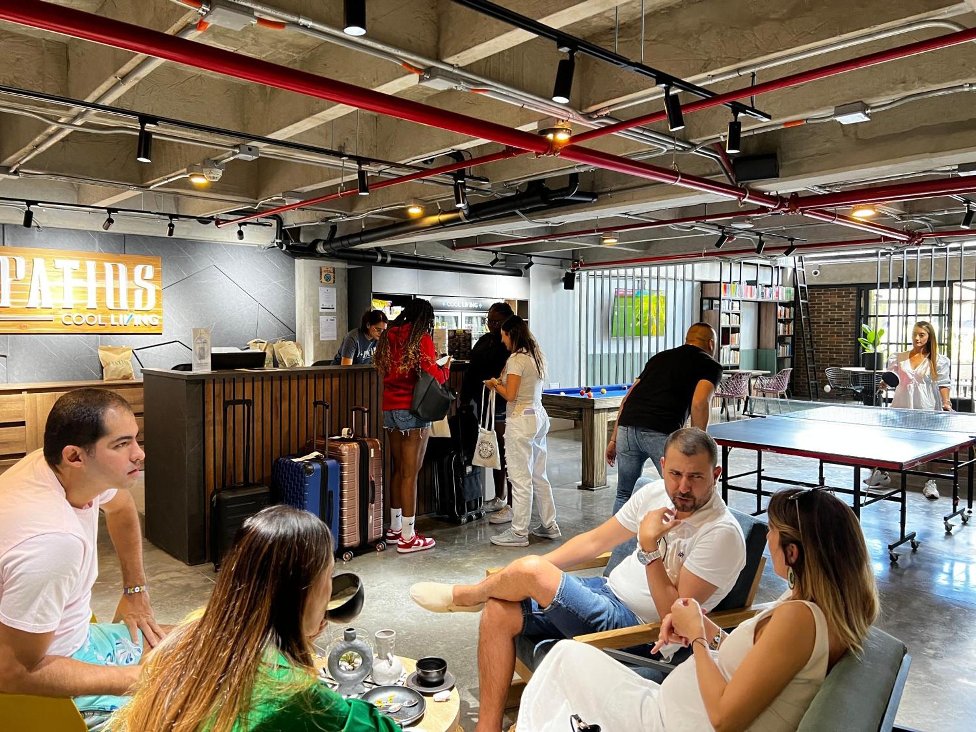 Los Patios Cool Living 麦德林 外观 照片