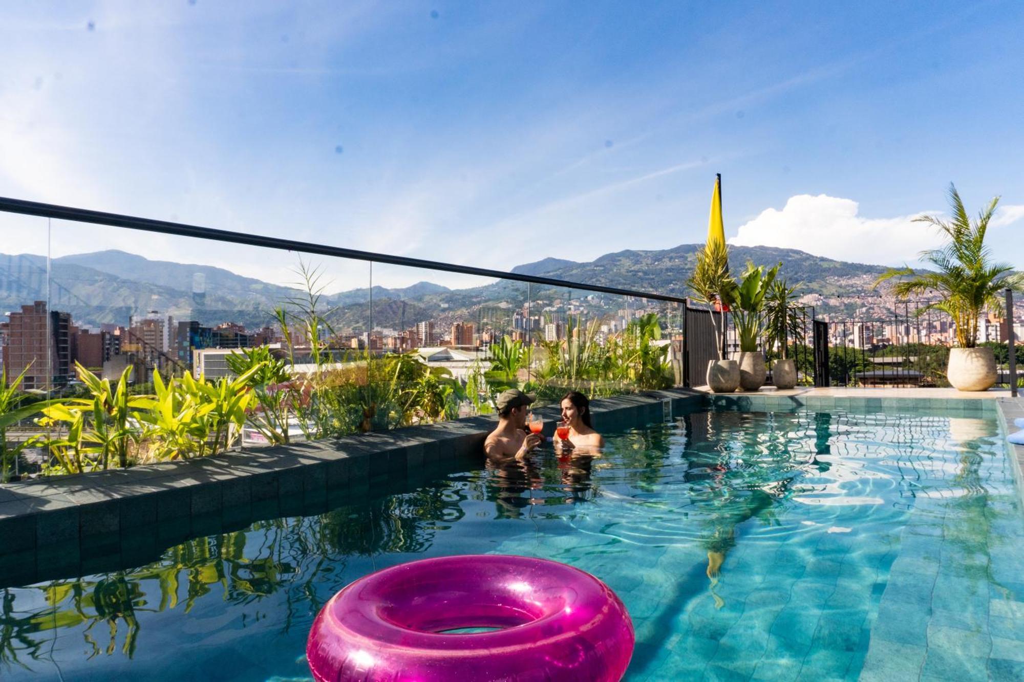 Los Patios Cool Living 麦德林 外观 照片